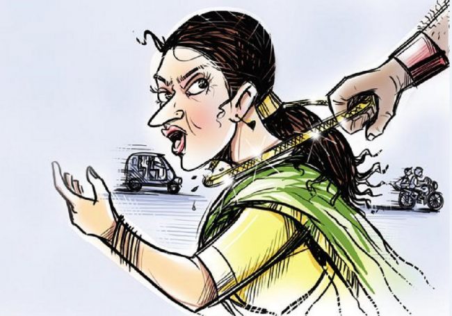 ढुङ्गा प्रहार गरी बेहोस बनाएर सुन लुटियो