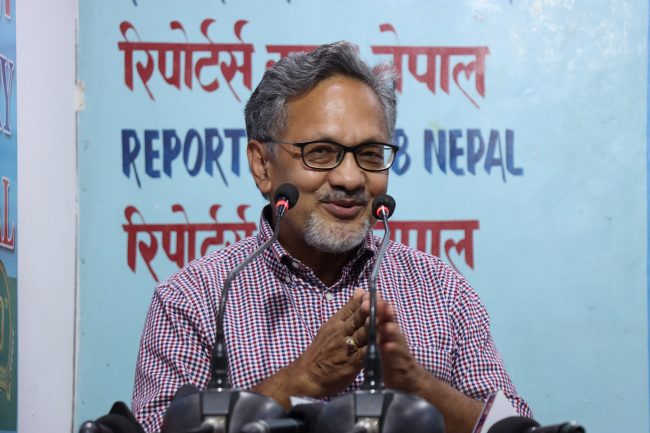 एमसीसी जस्ताको त्यस्तै पास गर्नुहुँदैन्ः डा. आचार्य