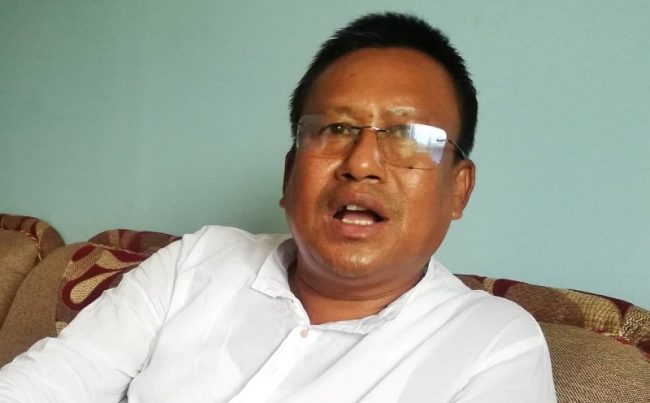 इटहरीका मेयर चौधरीले ‘यो आइमाईलाई कसले भित्र छिरायो, बाहिर-बाहिर’ भनेपछि . . .