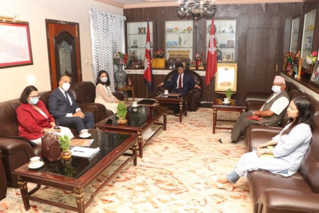 एमसीसी उपाध्यक्ष सुमारले भेटिन् प्रचण्डलाई