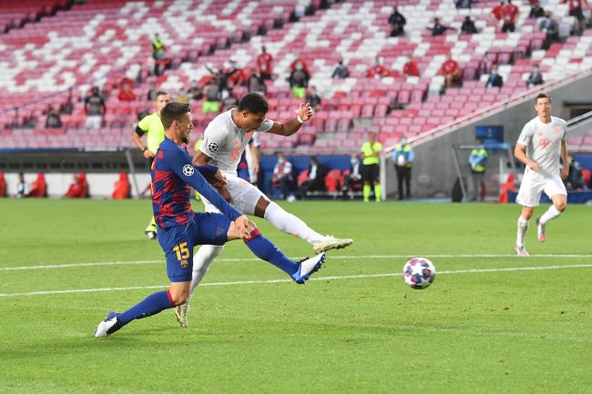 बार्सिलोनाको लज्जास्पद हार, म्युनिखको सहज जित