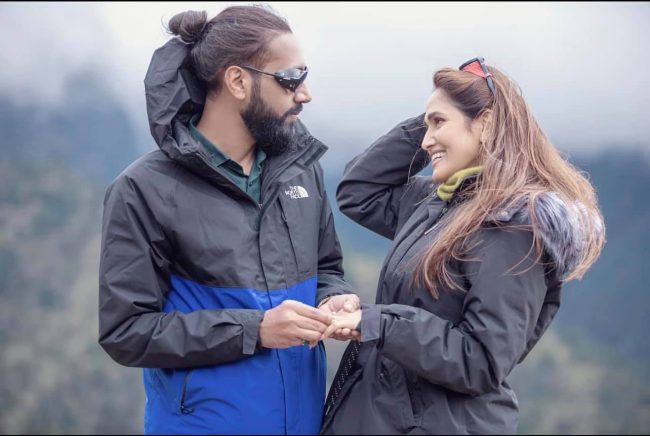 गायिका इन्दिरा जोशीसँग इंगेज्मेन्ट गर्ने को हुन् शरद केडिया ?