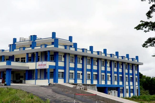 प्रदेश अस्पतालमा सम्पन्नलाई पनि  उपचार गर्ने वातावरण तयार गरिने