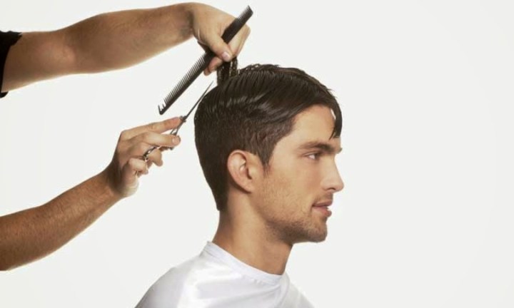 हजामले कपाल बिगारेपछि तीन करोड २० लाख जरिवाना