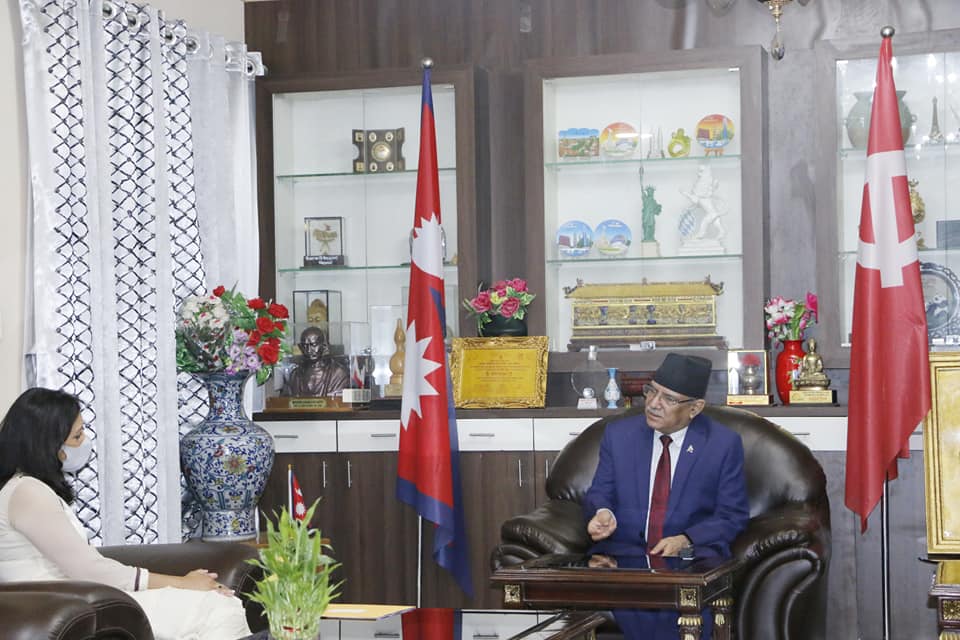 एमसीसी प्रतिनिधिलाई प्रचण्डले भने दलहरुबीच सहमति गरेर अगाडि बड्न सकिन्छ