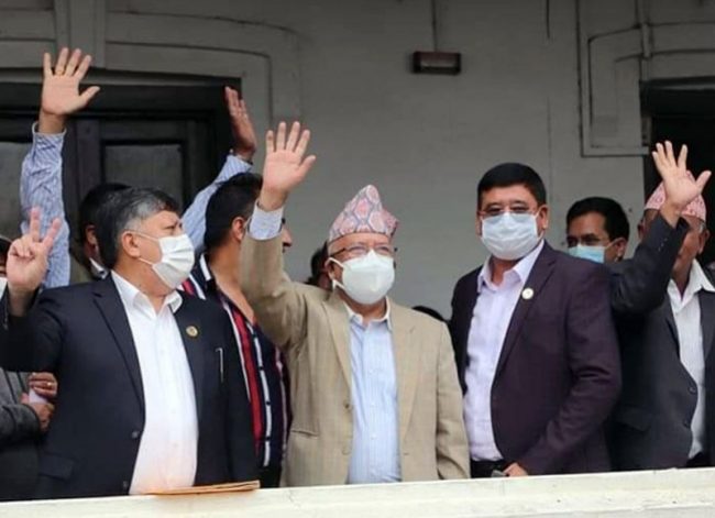 सुदूरपश्चिमका थप तीन सदस्यद्वारा एकीकृत समाजवादीमा सनाखत