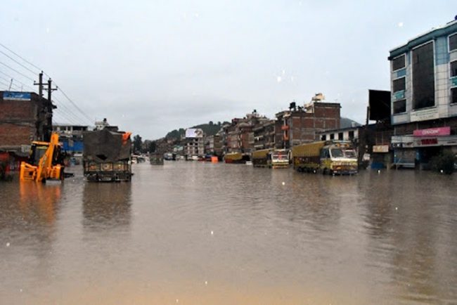 काठमाडौंमा एक रातमै १२१.५ मिलिमिटर वर्षा, किन भयाे अतिभारी वर्षा ?