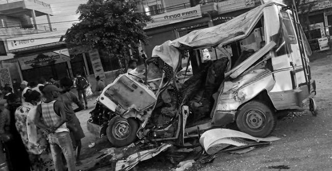 कपिलवस्तुमा बससँग विङ्गर ठोक्कियो : ९ घाइते, चार गम्भीर