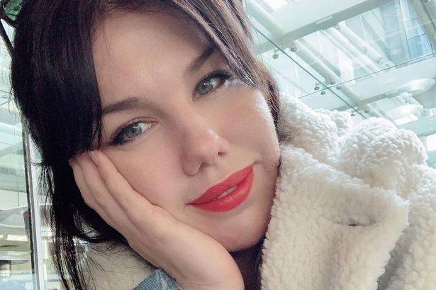 सामाजिक संजालमा ‘मलाई पुरुष मन पर्दैनन्’ लेख्दा महिला अधिकारकर्मीलाई जेल हालियो