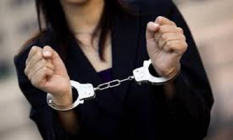 तीघ्रामा लुकाइएको सात किलो चरेशसहित महिला पक्राउ