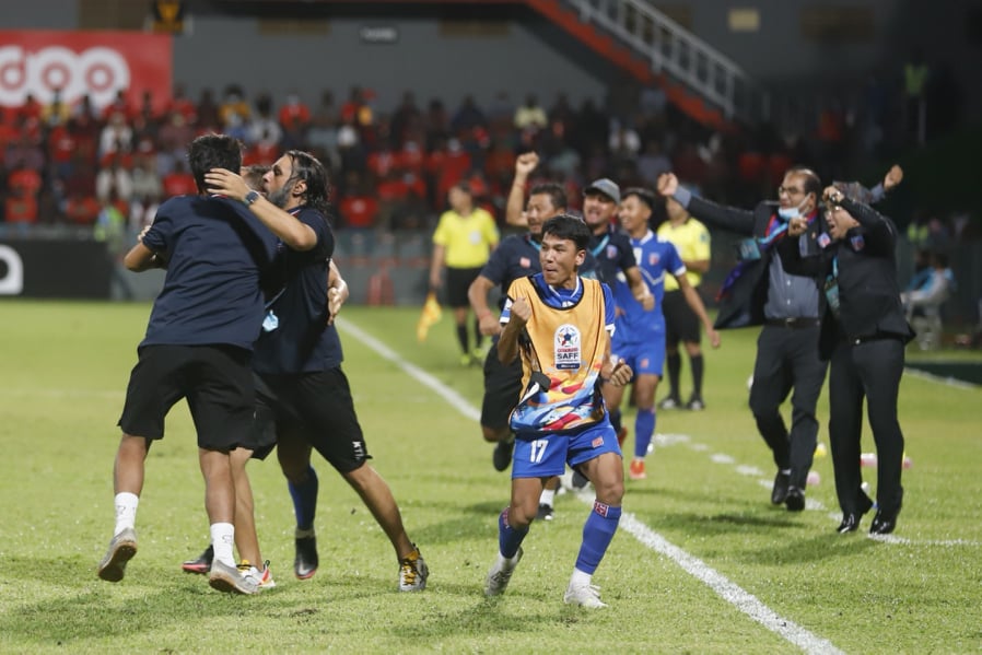 आज श्रीलंका र नेपाल भिड्दै, लगातार दाेस्राे जितकाे दाउमा नेपाल