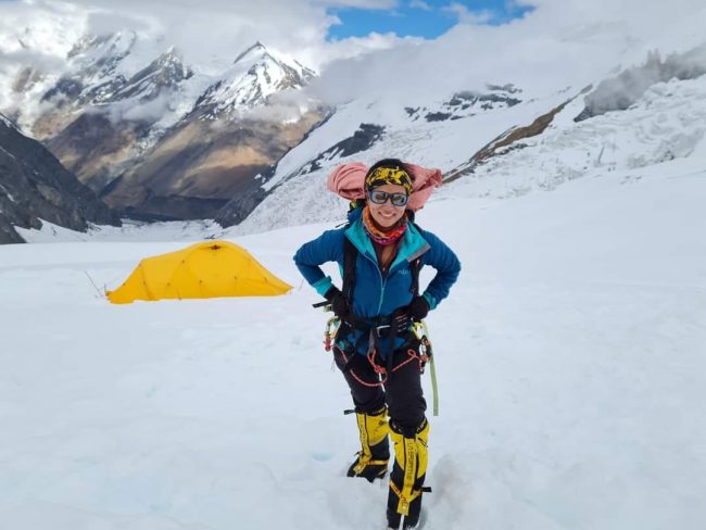 पहिलोपटक नेपाली महिलाले गरिन् धवलागिरि हिमालमाको सफल आरोहण