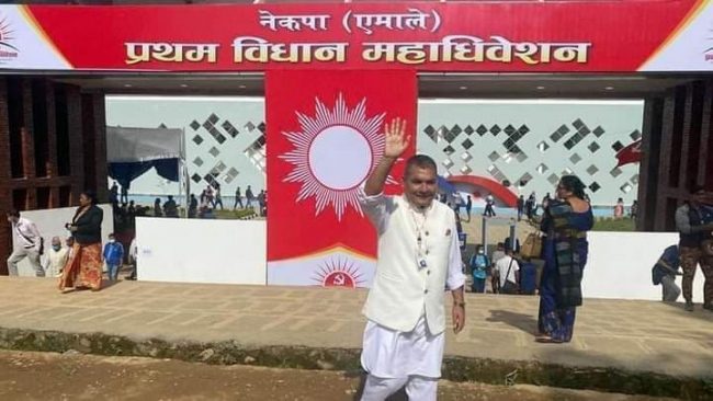 व्यावसायी दुर्गा प्रसाईं एमाले विधान महाधिवेशन प्रतिनिधि