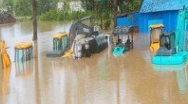 सुदूरपश्चिममा बाढी, पहिराबाट मृत्यु हुनेको सङ्ख्या ३३ पुग्यो, २२ बेपत्ता