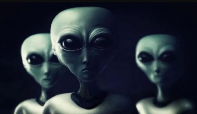 ‘सरकारलाई एलियनबारे सब थाहा छ, उनीहरुसँग नयाँ प्रविधि लिन्छ’