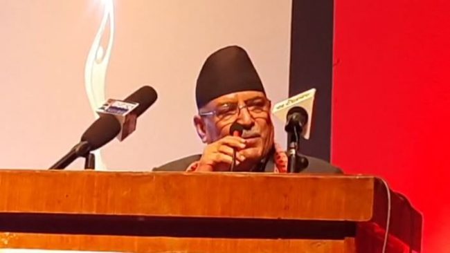 कलाकार बन्न पाइनँ, राजनीतिक कार्यक्रम बढो निरश हुन्छन्ः प्रचण्ड