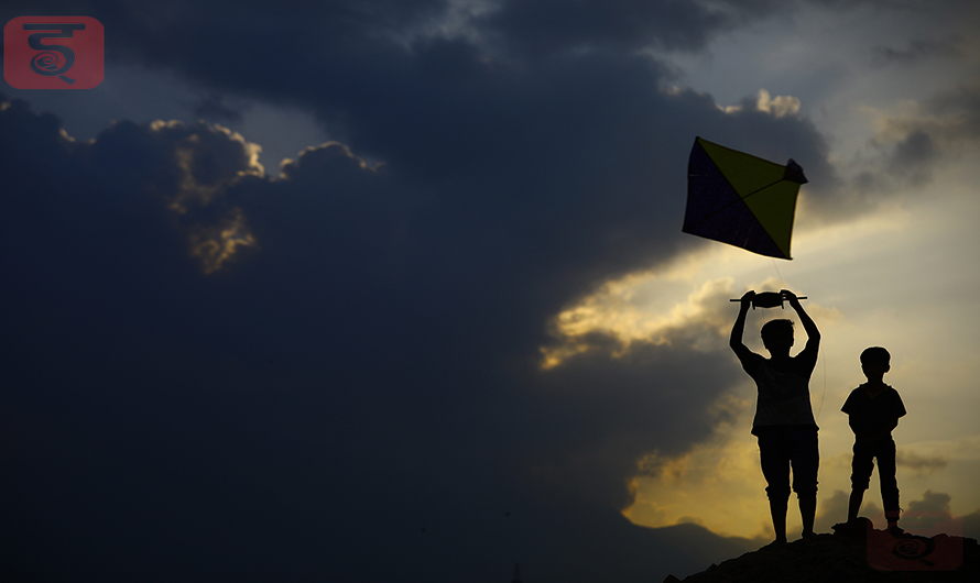 गाउँमा चहलपहल, सदरमुकाम सुनसान