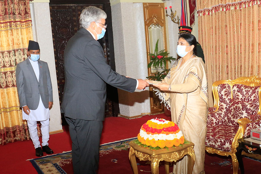 चार देशका राजदूतले राष्ट्रपति समक्ष बुझाए ओहोदाको प्रमाणपत्र