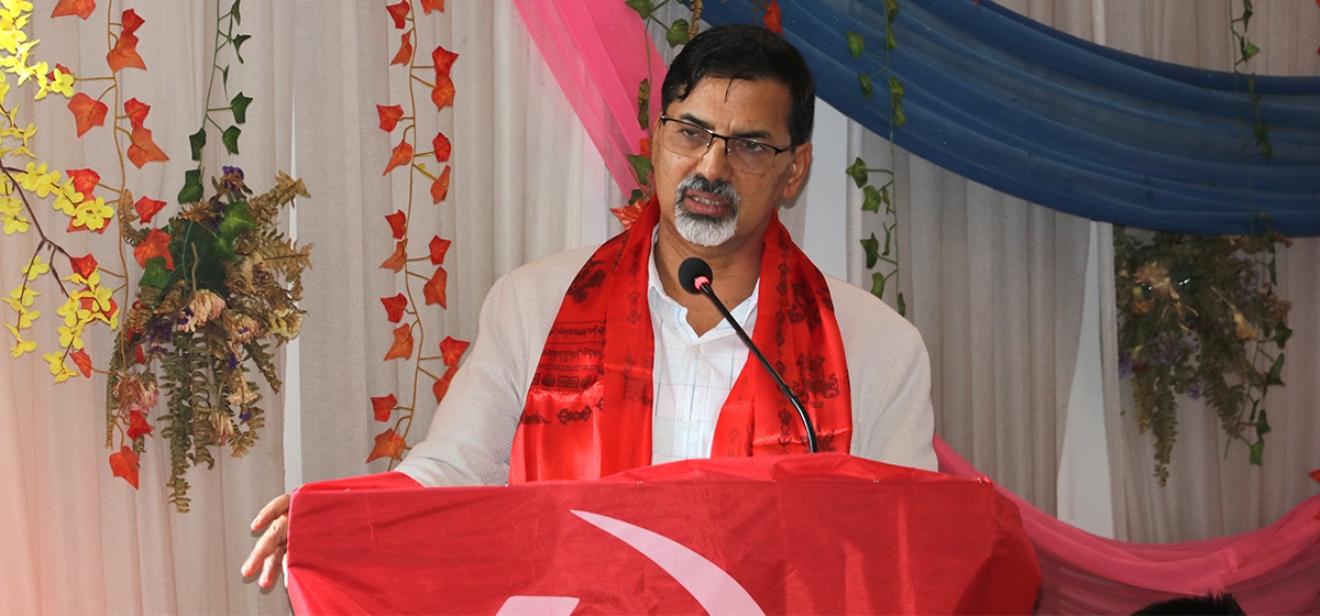 सरकारका सकारात्मक कामको प्रचार गरिदिनुस्: अर्थमन्त्री