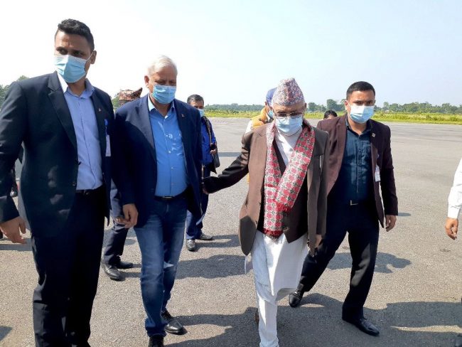 भीम रावललाई ओलीको स्पष्ट सन्देश : लेखराज भट्टलाई छाड्न सकिँदैन (तस्वीरसहित)