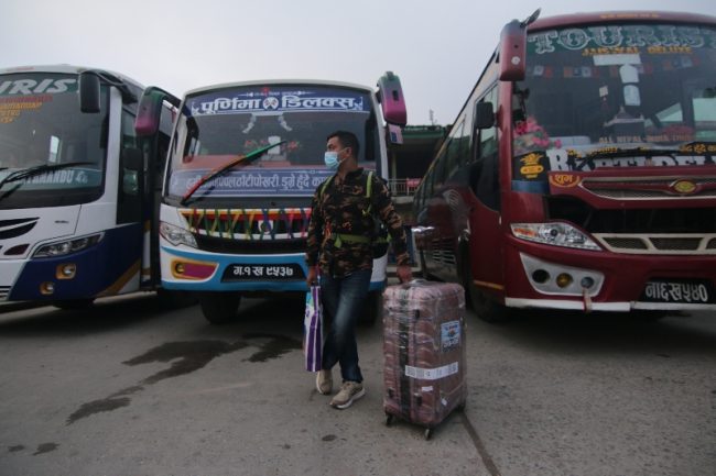 घटस्थापनापछि काठमाडौं छाड्ने ह्वात्तै बढे, तीन दिनमै दुई लाख गाउँ फर्किए