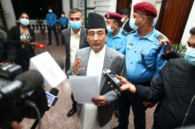 हुलाक क्षेत्रको समग्र पुनःसंरचना हुन्छ : मन्त्री कार्की