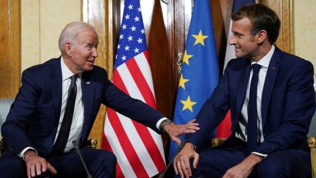 अकुस सम्झौताका कारण आक्रोशित फ्रान्सका राष्ट्रपतिसँग बाइडेनले गल्ती स्वीकारे