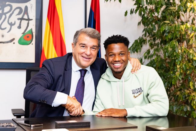 बार्सिलोनासँग फातीको ६ वर्षेे सम्झौता नवीकरण