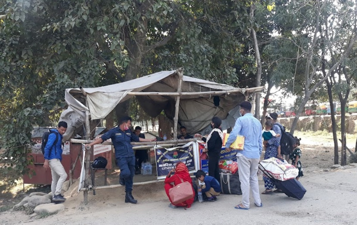 भारत फर्किन थाले नेपाली श्रमिक, नाकामा शिवशंकरले भने– घर परिवारसँग रमाइलो गर्ने इच्छा थियो