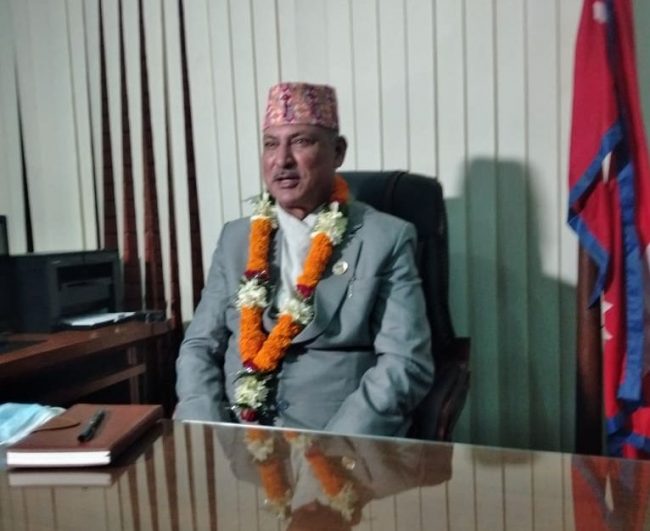 कोरोनाको खोप लगाउन पालो कुर्नु पदैनः मन्त्री खतिवडा