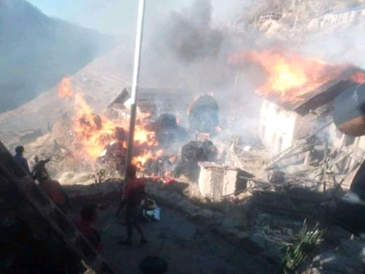 एक घरमा आगलागी, लाखौँको क्षति