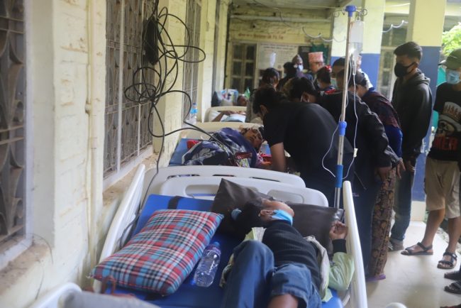 पाँचथर बस दुर्घटनाः मृत्यु हुनेको संख्या चार पुग्यो, थप उपचार पर्खिंदै घाइतेहरू