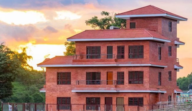 साहित्‍यकार झमक घिमिरे निवासमा चोरी