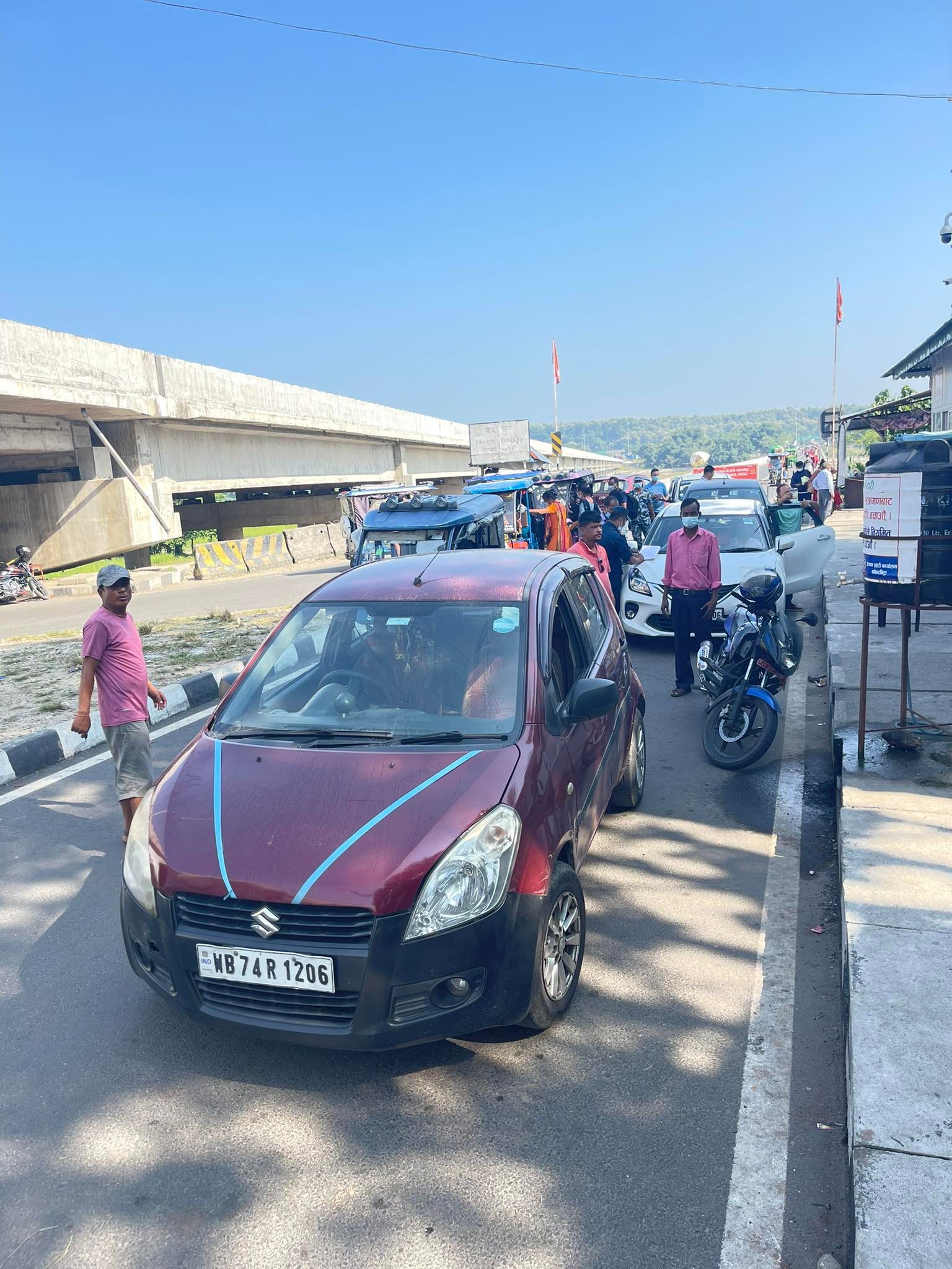 डेढ वर्षपछि खुल्यो भद्रपुर नाका, काँकडभिट्टा पनि सहज