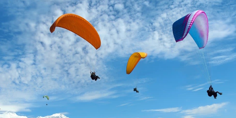 आन्तरिक पर्यटकका रोजाइमा ‘प्याराग्लाइडिङ’