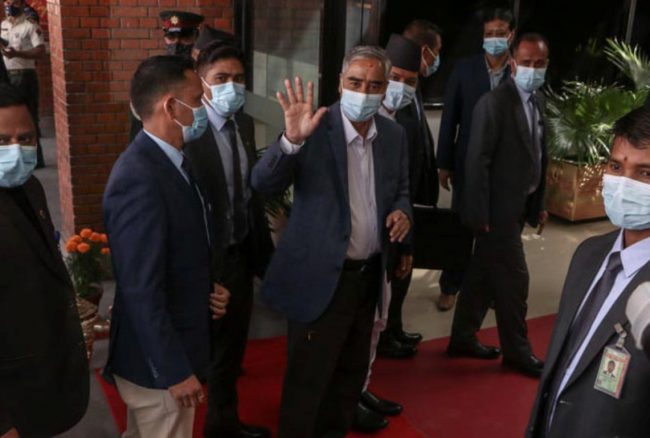 प्रधानमन्त्री देउवा बेलायत प्रस्थान, खाँणलाई कार्यबाहकको जिम्मेवारी