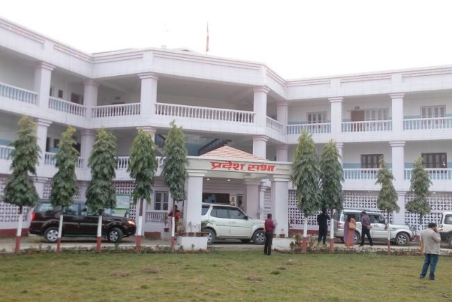 प्रदेश १ का सभामुखमाथि खनिए विपक्षी गठबन्धनका सांसद