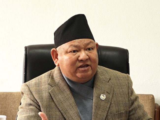 निकुञ्जका विस्थापित परिवारलाई पुनः स्थापना गरिनुपर्नेः मन्त्री आले