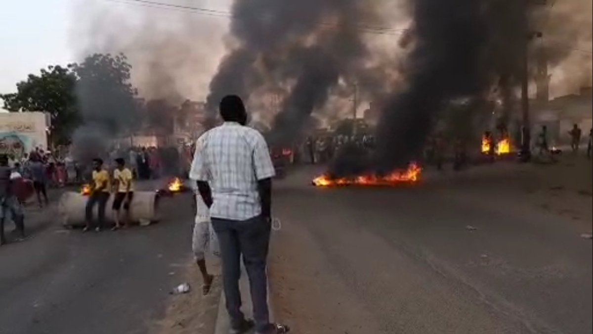 सुडानमा टिभी, रेडियोमा सेनाको कब्जा, सरकारले जनतालाई भन्यो ‘सेनाको हस्तक्षेप रोक्नुस्’