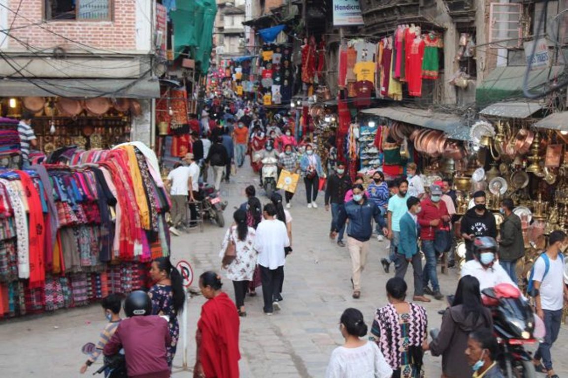 काठमाडौँमा चहलपहल बढ्यो