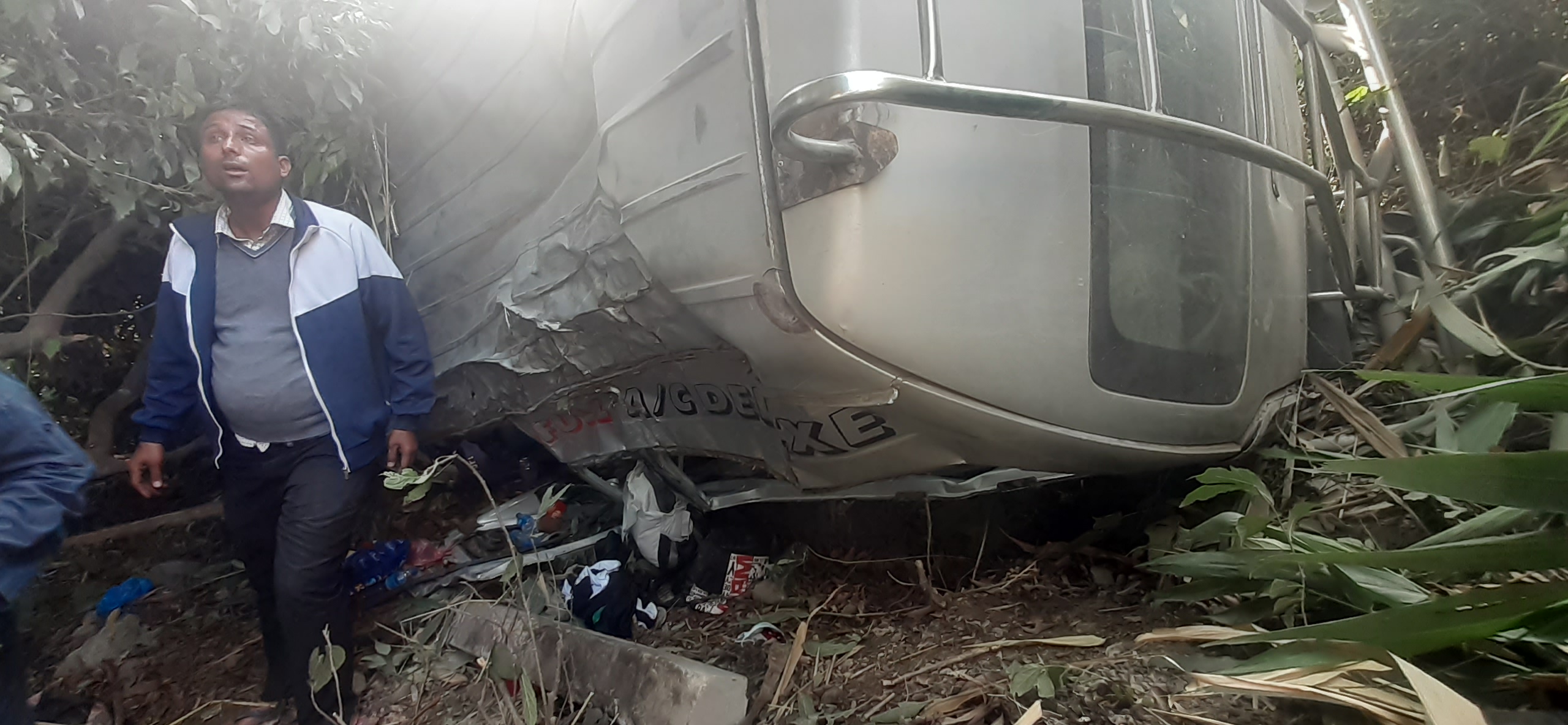 महोत्तरीमा हाइस दुर्घटना, पाँच जना घाइते