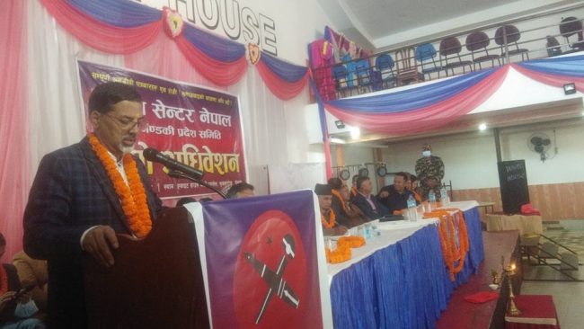 प्रतिगमनकारी सल्बलाउँदै छन्ः अर्थमन्त्री शर्मा