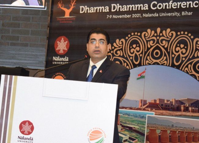 पूर्वमन्त्री ढकालद्वारा इण्डिया फउण्डेसनको सम्मेलनलाई सम्बोधन