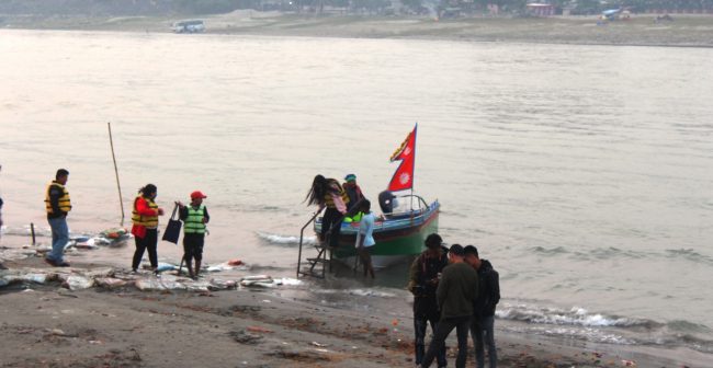 नारायणी किनारमा असरल्ल एमालेका सपनाहरु…