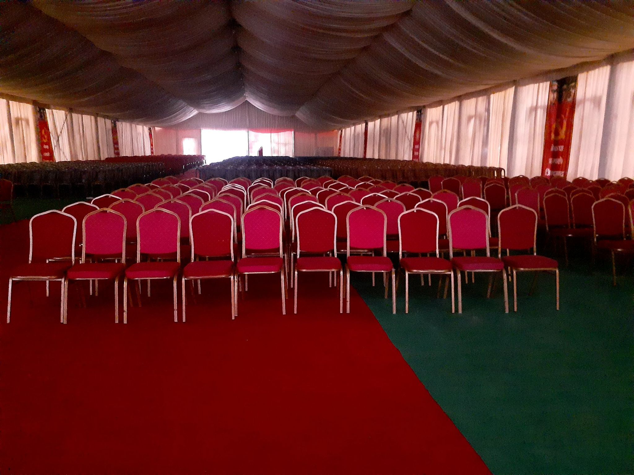 एमालेको बन्दसत्र बिहान १० बजे, अध्यक्ष ओलीसहित विदेशी पाहुनाले सम्बोधन गर्ने