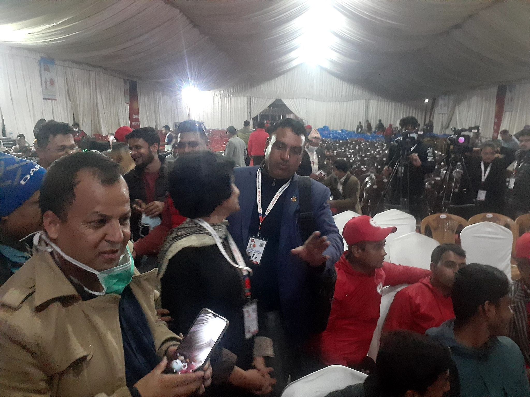 एमाले महाधिवेशनः १६ मध्ये पाँच क्लस्टरबाट १९ केन्द्रीय सदस्य निर्विरोध