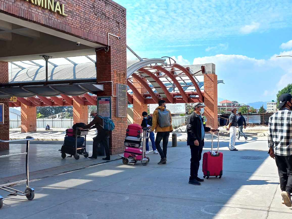 तिहार लगत्तै विदेशिन थाले युवा