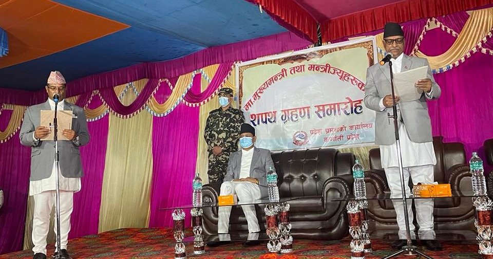 कर्णाली प्रदेशका नवनियुक्त मुख्यमन्त्री शाहीद्वारा शपथ