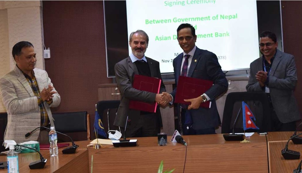 एडिबीले प्रसारण लाइनको विस्तारका लागि सात अर्ब ऋण दिने