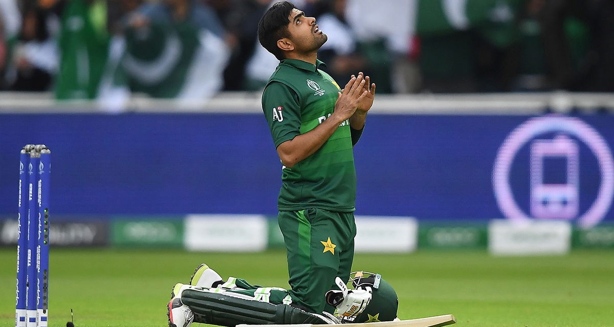 पाकिस्तानी कप्तानले विश्वकपमा अर्को इतिहास रचे